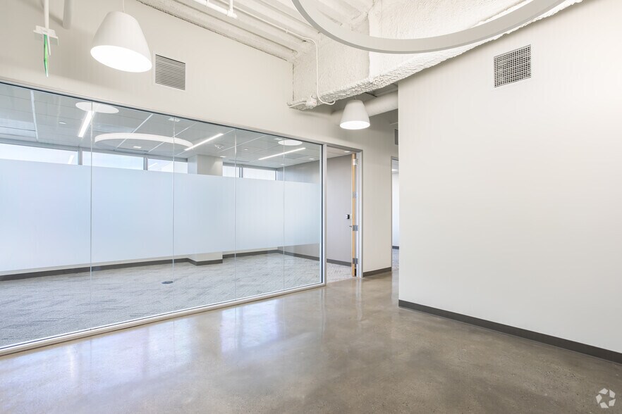 More Photos Of 99 Almaden Blvd, San Jose Coworking Space