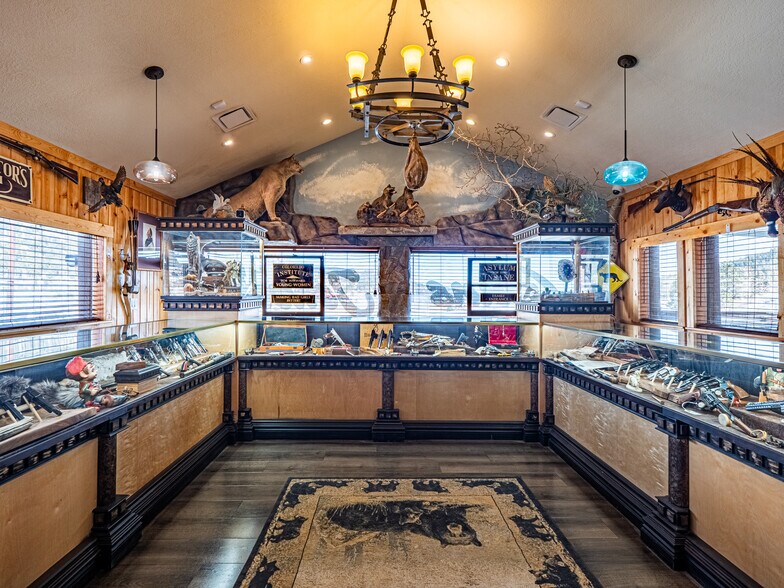 More Photos Of 26001 Main St, Conifer Freestanding For Lease