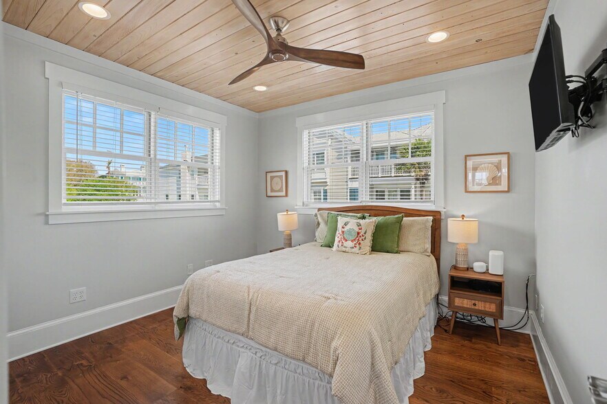 More Photos Of 8 Sandlewood Ct, Tybee Island Specialty For Sale