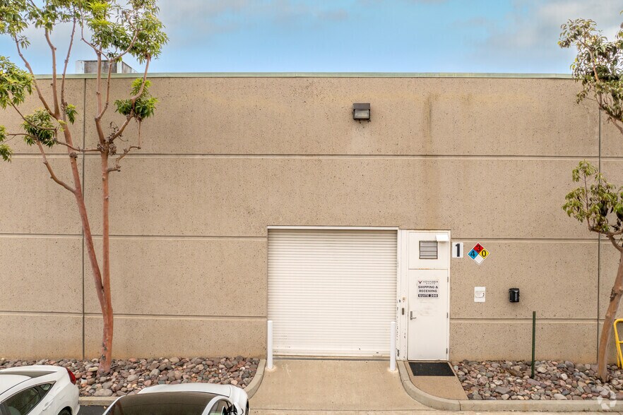 More Photos Of 15378 Avenue of Science, San Diego Research And Development For Lease