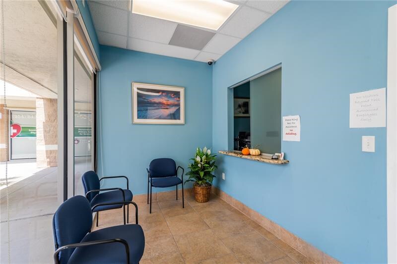More Photos Of 1741-1759 N University Dr, Pembroke Pines Storefront Retail Office For Sale