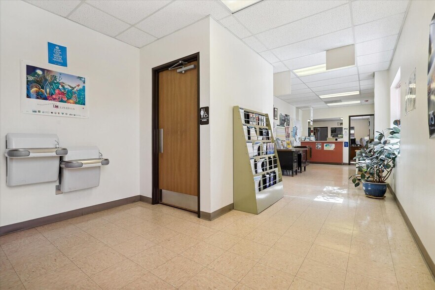 More Photos Of 628 W 5th St, Cortez Office For Sale