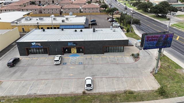 More Photos Of 1401 Jacaman Rd, Laredo General Retail For Lease