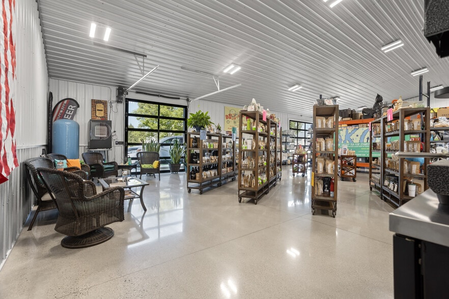 More Photos Of 5498 51st Ave S, Fargo General Retail For Sale