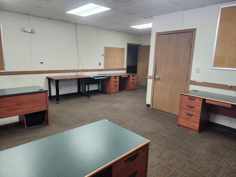 More Photos Of 826 Franklin Rd, Mercer Medical For Lease