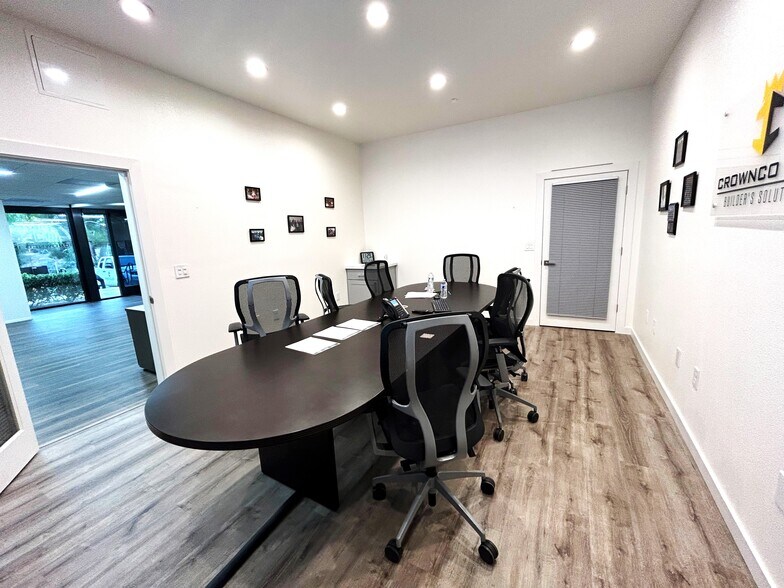 More Photos Of 9155 Brown Deer Rd, San Diego Distribution For Lease