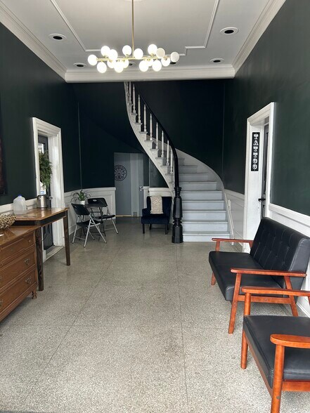 More Photos Of 101 State St, Schenectady Office For Lease