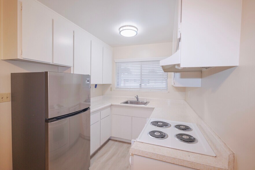 More Photos Of 5500 Camden Ave, San Jose Apartments For Sale