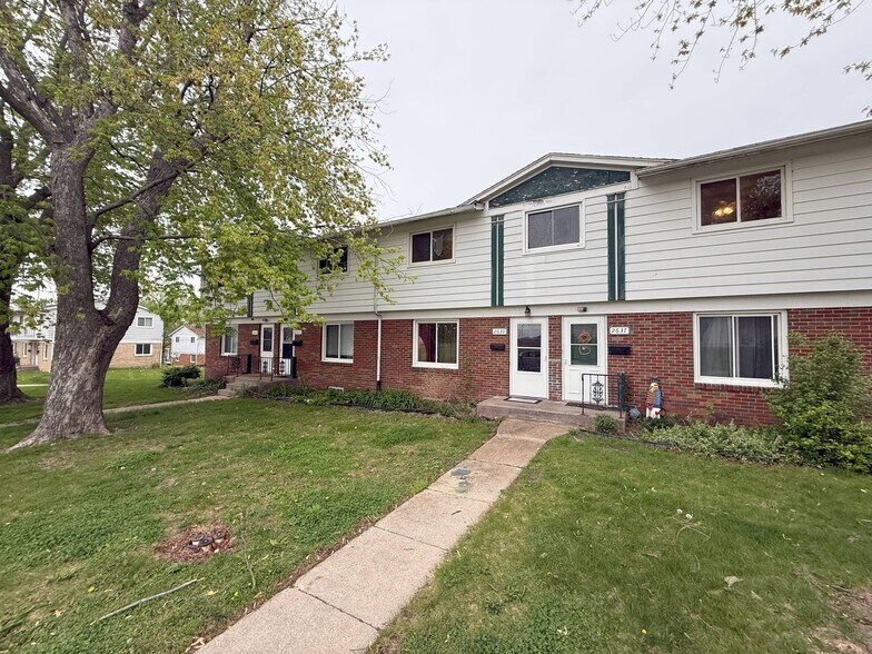 More Photos Of , Davenport Multifamily For Sale