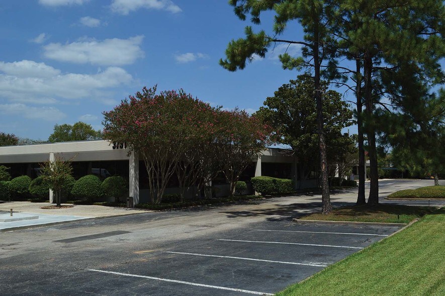 More Photos Of 3731 Briarpark Dr, Houston Unknown For Lease