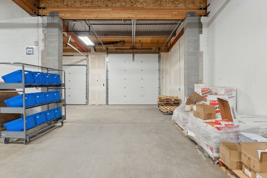 More Photos Of 999 W 1500 S, Woods Cross Warehouse For Lease