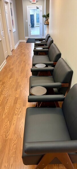 More Photos Of 24014 W Renwick Rd, Plainfield Office Residential For Lease