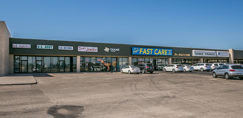 More Photos Of 1400 S Dumas Ave, Dumas Unknown For Lease