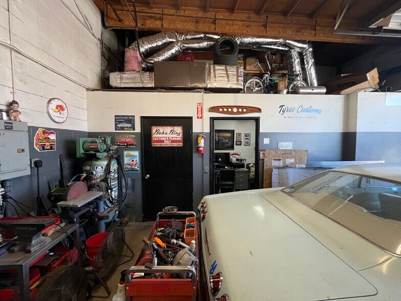 More Photos Of 3209 E Thousand Oaks Blvd, Thousand Oaks Unknown For Lease