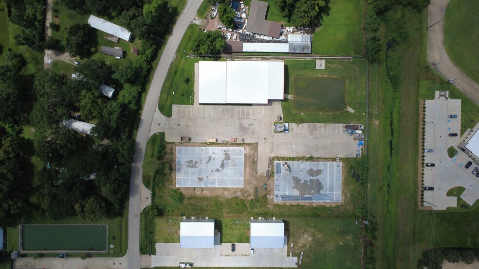 More Photos Of 12307 Woodworth Dr, Cypress Industrial For Sale