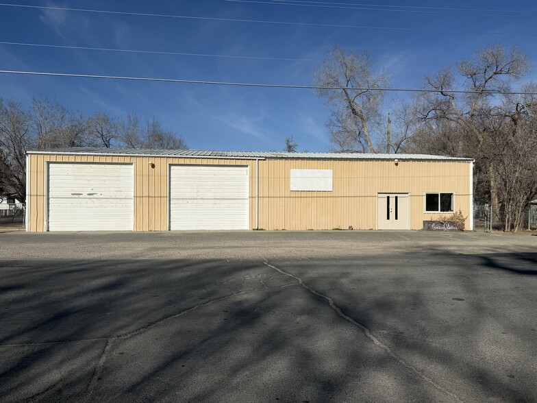 Primary Photo Of 2000 Auction Rd, Fallon General Retail For Lease