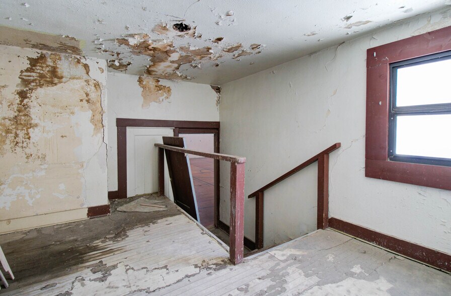 More Photos Of 155 S Miami Ave, Miami Storefront Retail Residential For Sale
