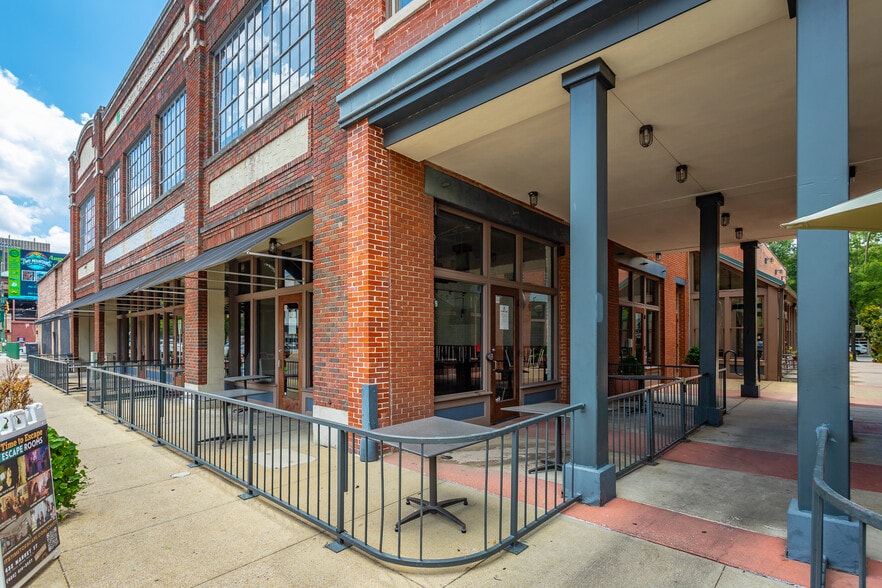 More Photos Of 423 Market St, Chattanooga Restaurant For Lease