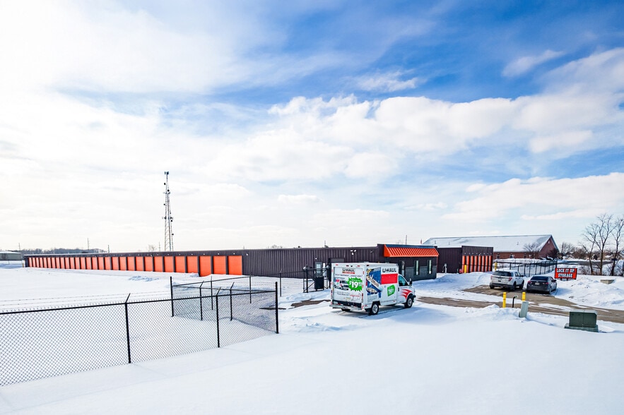 More Photos Of 2851 Business Pl SE, Massillon Self Storage For Sale
