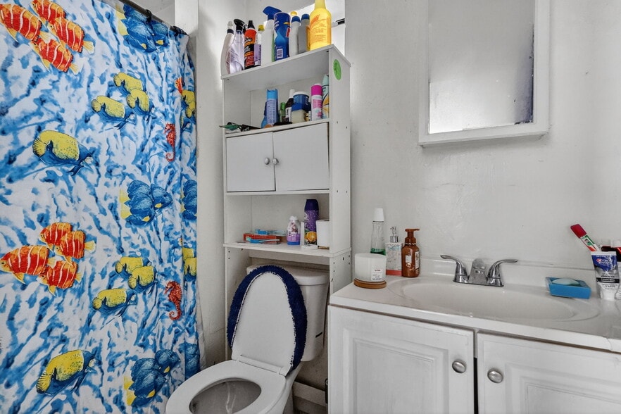 More Photos Of 411 Columbus Pky, Hollywood Apartments For Sale