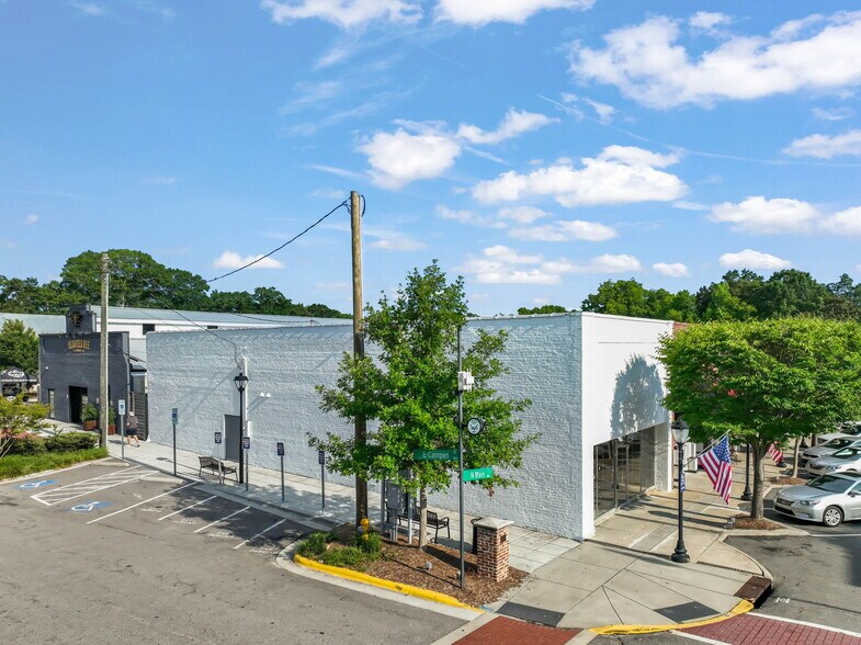 More Photos Of 32 N Main St, Wendell Office For Lease