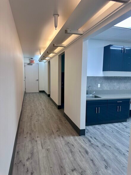 More Photos Of 8158 Beverly Blvd, Los Angeles Medical For Sale