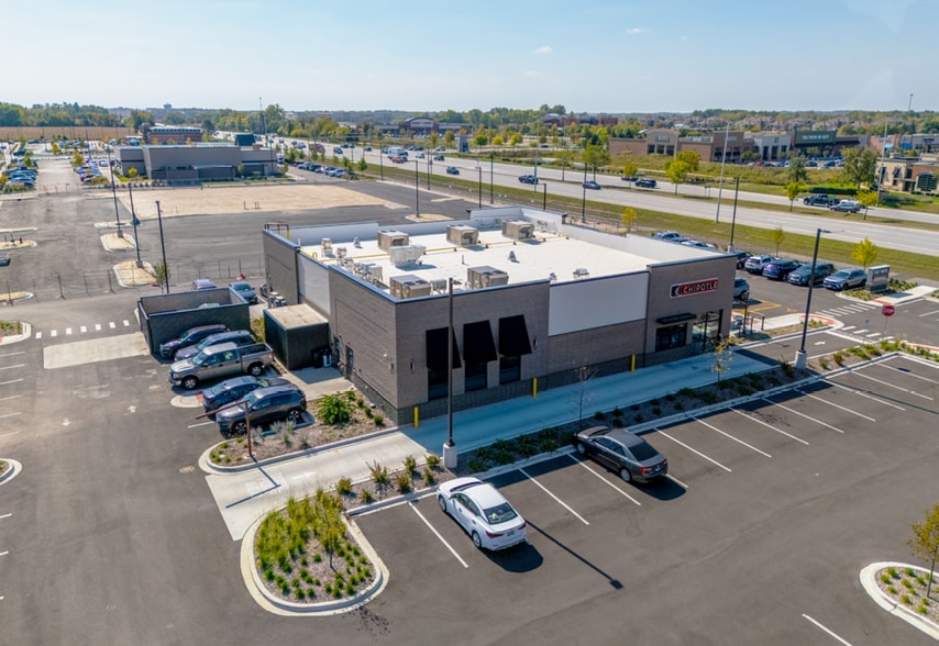 More Photos Of 1721 Randall Rd, Algonquin Restaurant For Sale