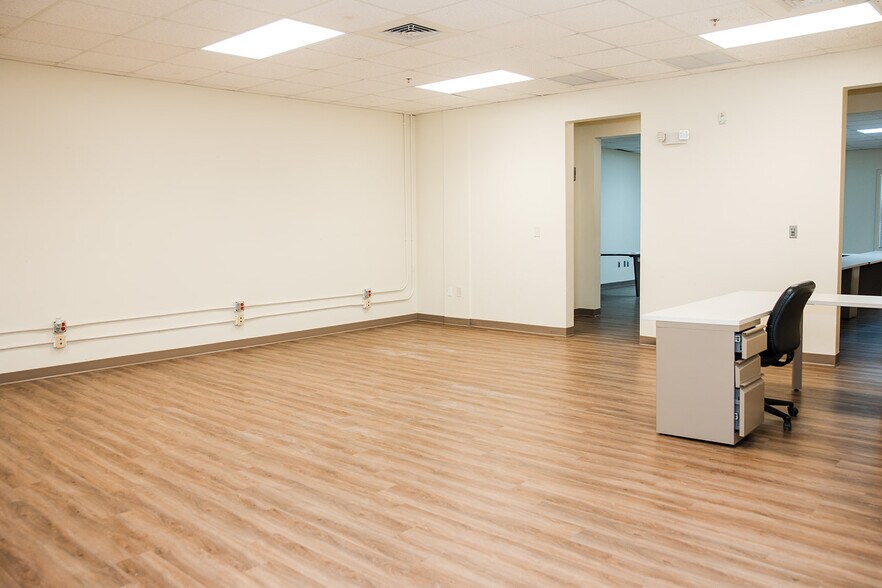 More Photos Of 101B Villa Dr, Daphne Medical For Lease