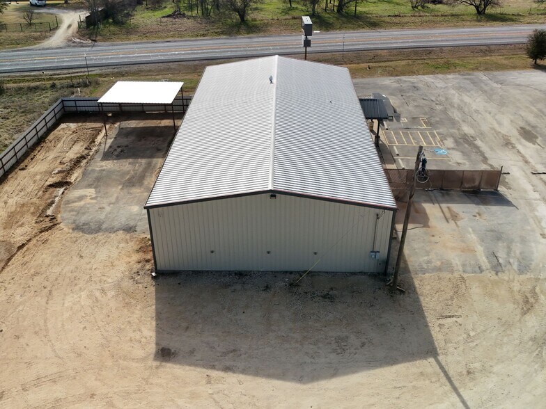 More Photos Of 1511 S Graham St, Stephenville General Retail For Sale