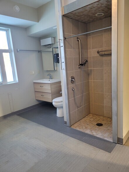 More Photos Of 1744 Farmers Loop Rd, Fairbanks Assisted Living For Sale