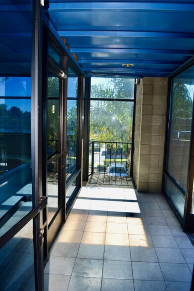 More Photos Of 9233 Charles Smith Ave, Rancho Cucamonga Flex For Lease