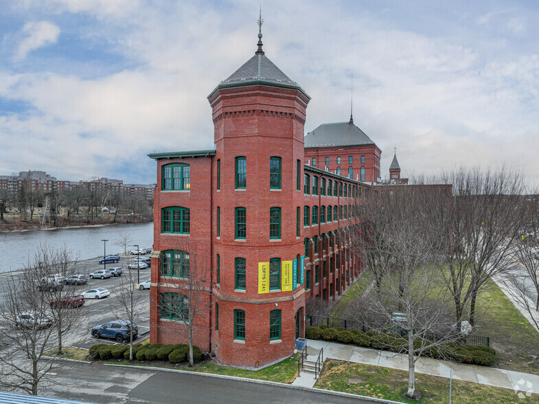 Primary Photo Of 221-257 Crescent St, Waltham Loft Creative Space For Lease