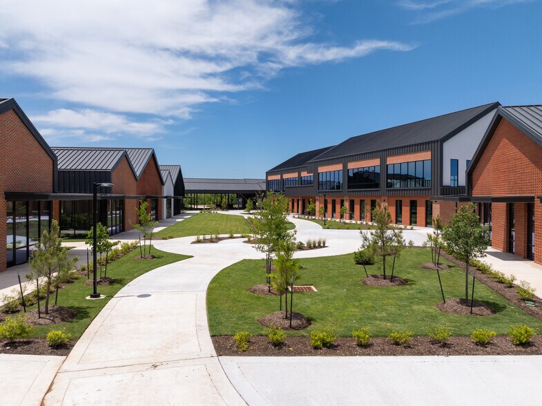 More Photos Of 18802 W Airport Blvd, Richmond Storefront Retail Office For Lease