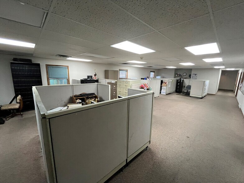 More Photos Of 1351 N M 43 Hwy, Hastings Manufacturing For Sale