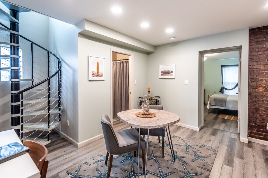 More Photos Of 320 N Mechanic St, Lebanon Multifamily For Sale