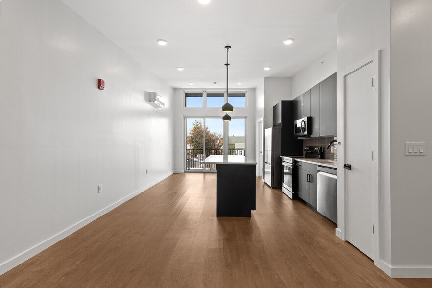 More Photos Of 952 Broadway, Bayonne Apartments For Sale