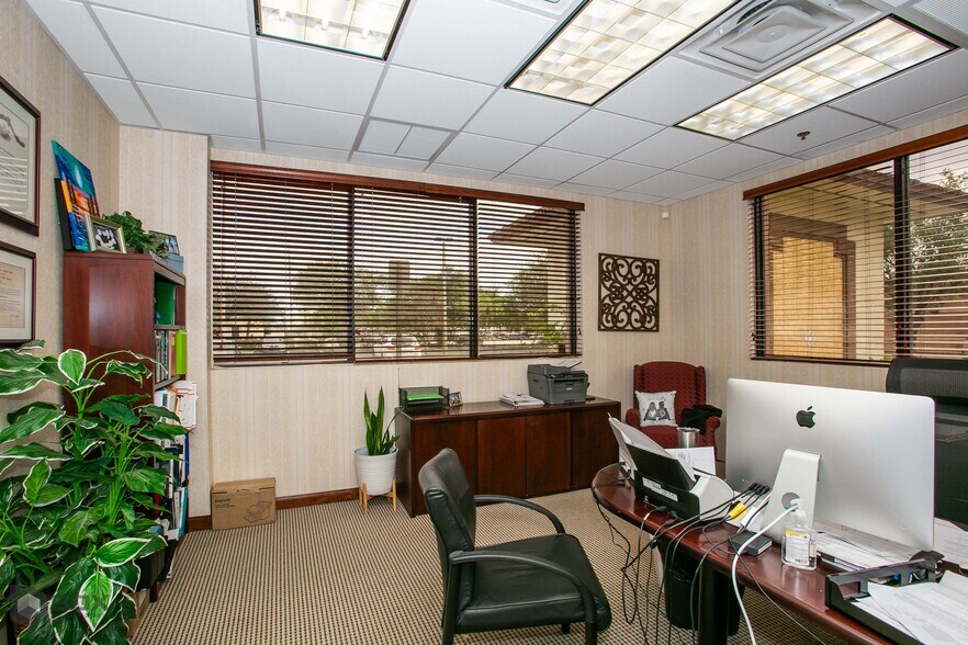 More Photos Of 7171 N University Dr, Tamarac Medical For Sale