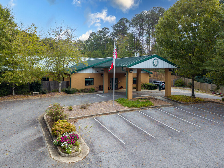 Primary Photo Of 2145 Collins Hill Rd, Lawrenceville Schools For Sale