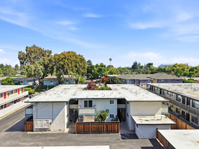More Photos Of 511 Walker Dr, Mountain View Apartments For Sale