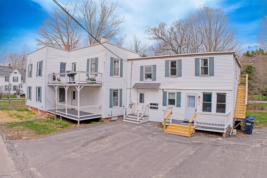 More Photos Of 15 South St, Freeport Apartments For Sale