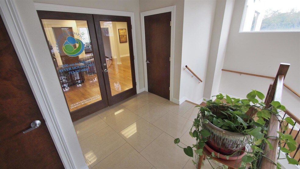 More Photos Of 315 W Alabama St, Houston Loft Creative Space For Lease