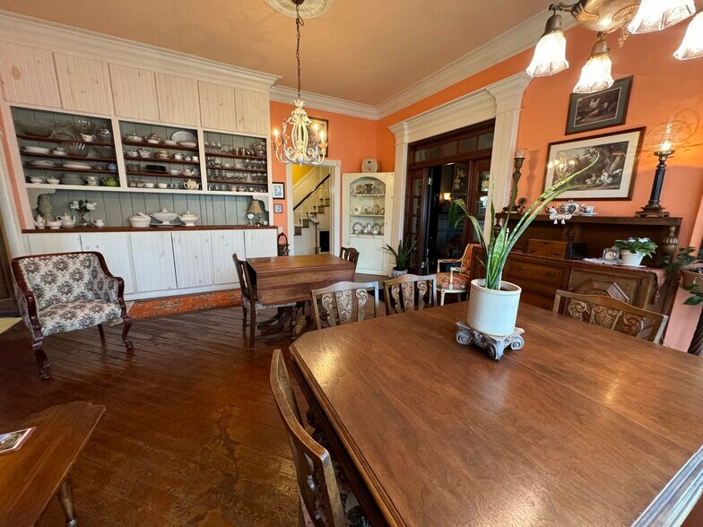 More Photos Of 224 W Chickasaw St, Tahlequah Hospitality For Sale