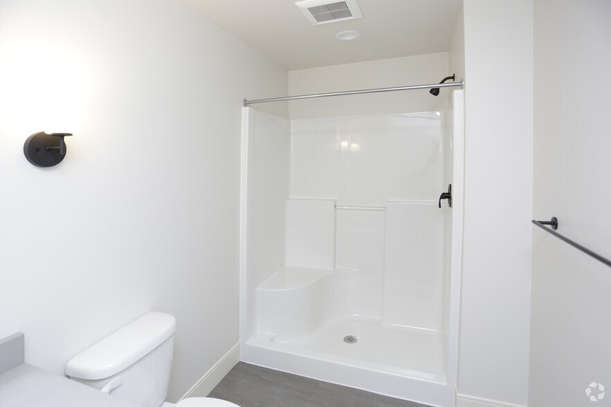 More Photos Of 323 State St, La Crosse Apartments For Sale