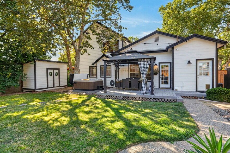 More Photos Of 219 Persifer St, Folsom Specialty For Sale