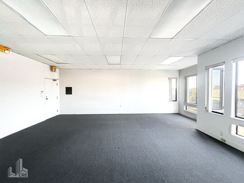 More Photos Of 2301-2323 Noriega St, San Francisco Medical For Sale