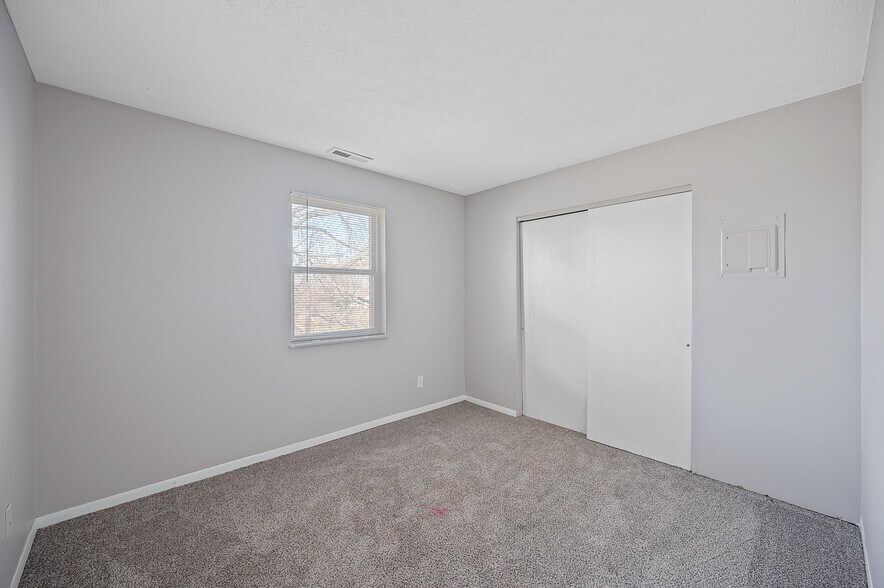 More Photos Of 7855-7859 Harrison Ave, Mount Healthy Apartments For Sale