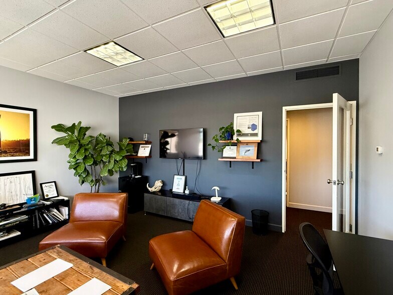 More Photos Of 710 State St, Santa Barbara Office For Lease