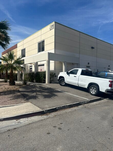 More Photos Of 759 Middlegate Rd, Henderson Warehouse For Lease