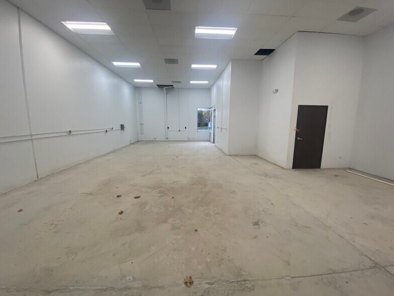 More Photos Of 41755 Rider Way, Temecula Unknown For Lease