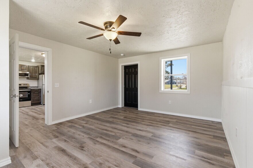 More Photos Of 301 Mount Vernon Blvd, Mount Vernon Apartments For Sale